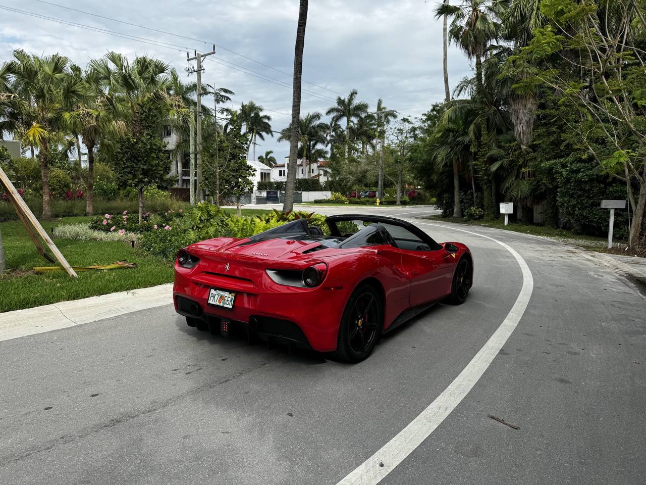 Ferrari 488 Spider wheel and brake detail